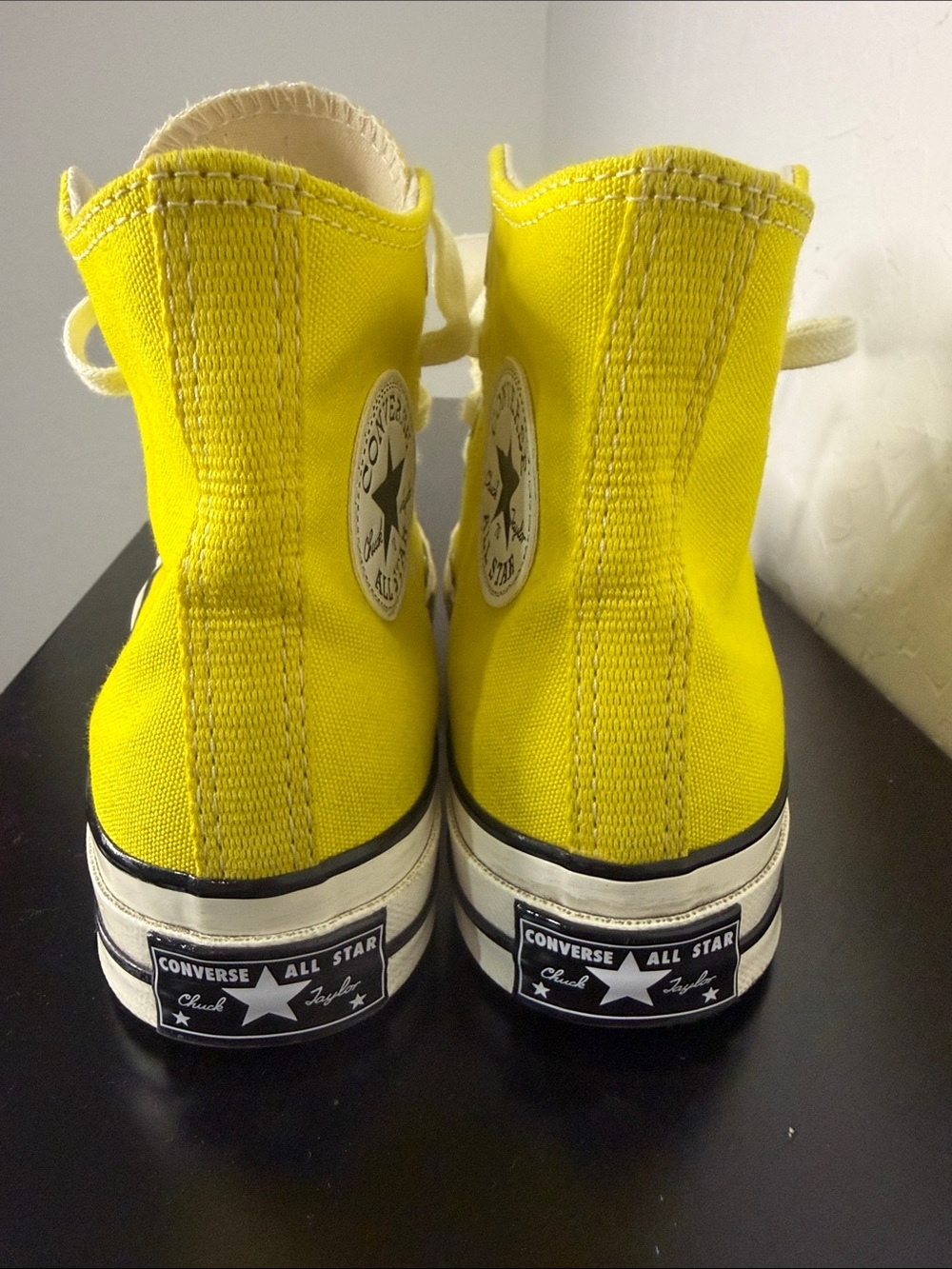 Converse Adult Yellow High Top Canvas Sneakers Men’s Sz 5 Women’s Sz 7 - Picture 5 of 6